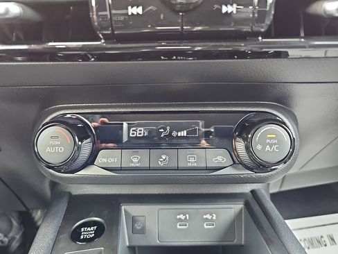 New 2026 Nissan Kicks SV w/ Charging Package image 27