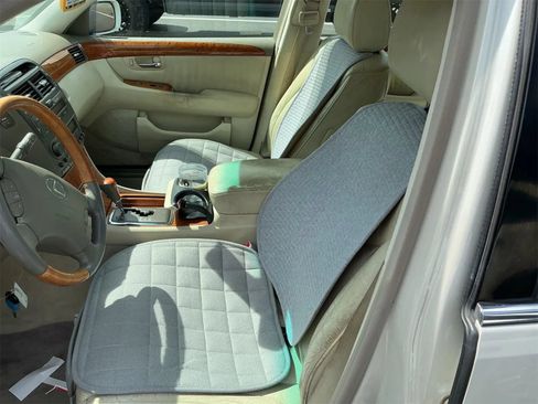 Used 2003 Lexus LS 430 RWD image 6