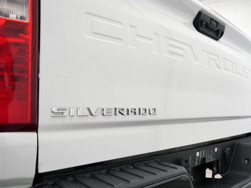 Used 2022 Chevrolet Silverado 2500 W/T w/ Gooseneck/5TH Wheel Package AWD/4WD image 9