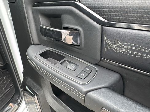 Certified 2024 RAM 2500 Limited image 27