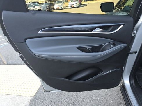 Used 2021 Buick Enclave Premium w/ Surround and Sites Package image 29