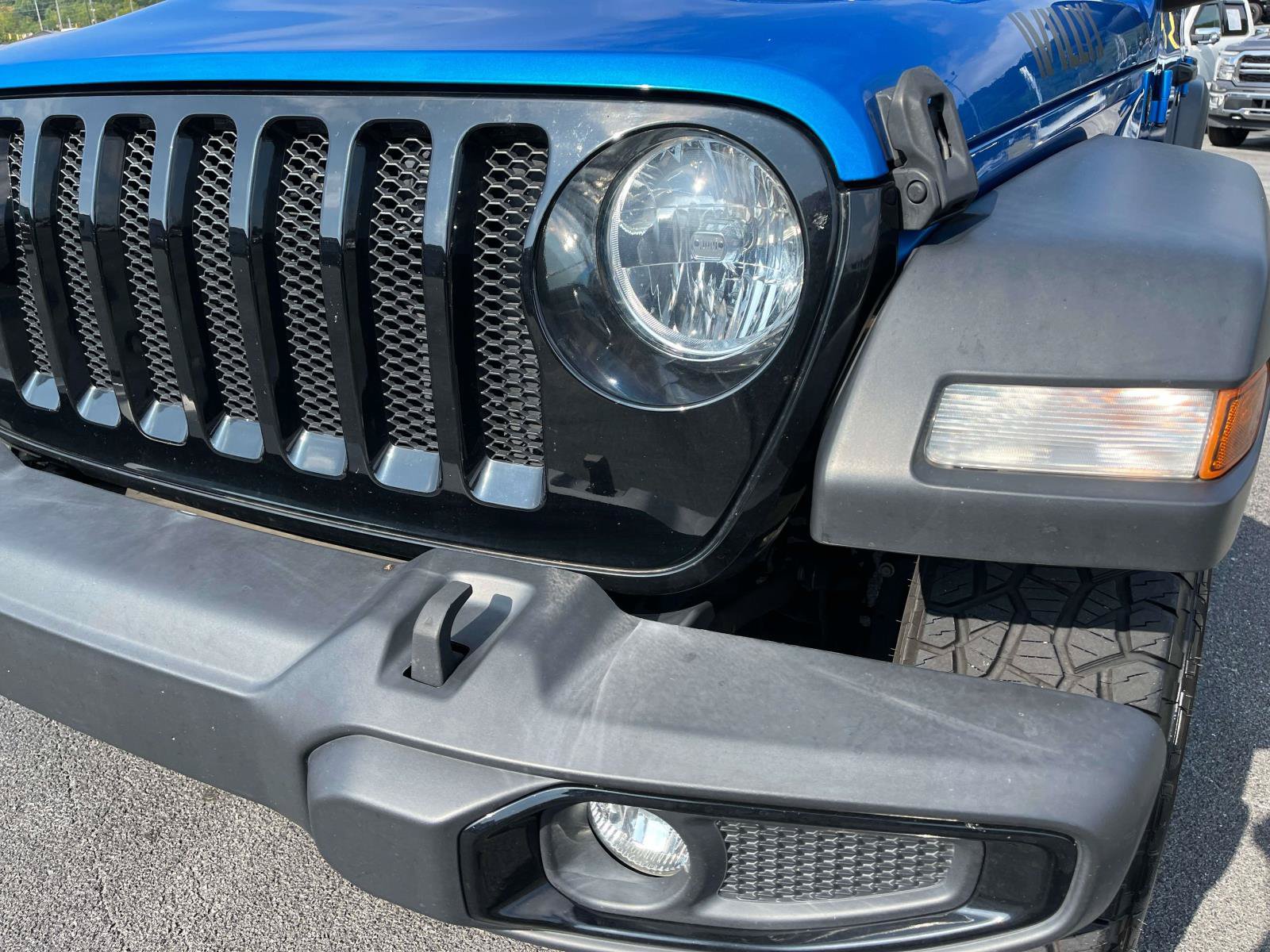 Used 2022 Jeep Wrangler Unlimited Sport AWD/4WD image 9