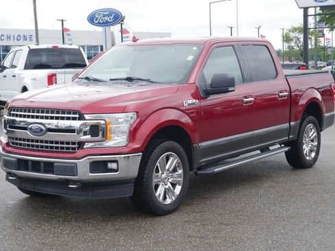 Used 2018 Ford F150 XLT w/ Equipment Group 302A Luxury AWD/4WD image 8