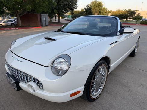 Used 2002 Ford Thunderbird RWD image 11