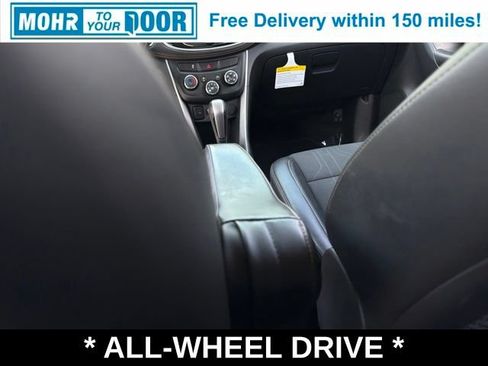 Used 2022 Chevrolet Trax LT w/ Driver Confidence Package AWD/4WD image 37