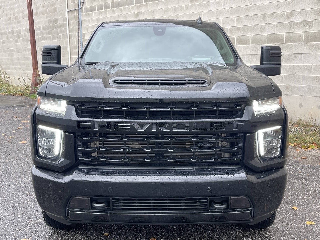 Used 2021 Chevrolet Silverado 2500 LTZ w/ LTZ Plus Package AWD/4WD image 2