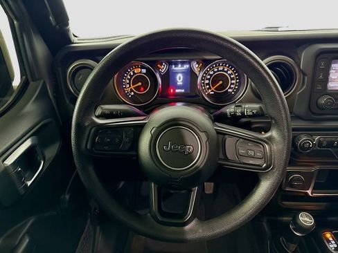 Used 2021 Jeep Wrangler Unlimited Sport image 11