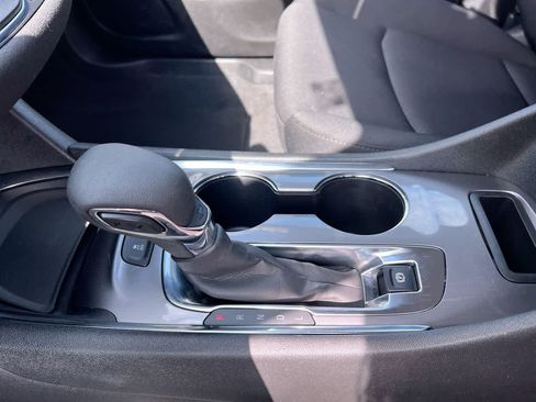 Used 2024 Chevrolet Malibu LT FWD image 20