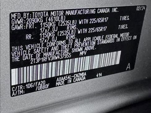 Used 2024 Toyota RAV4 XLE AWD/4WD image 22