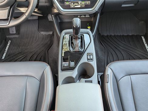 Certified 2025 Subaru Crosstrek 2.5i Limited w/ Popular Package #3A image 19