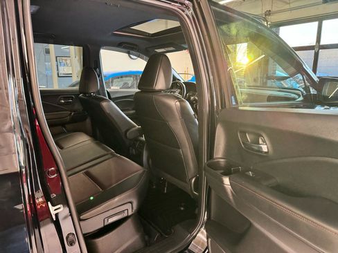 Used 2022 Honda Ridgeline Black Edition image 27