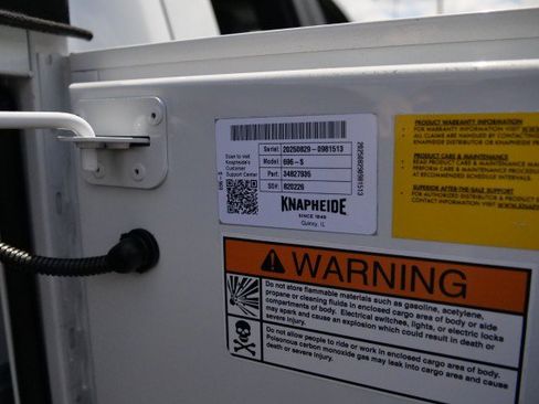 Used 2025 Ford F250 XL RWD image 29