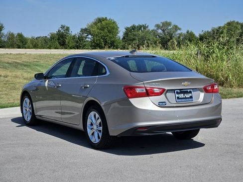 Used 2025 Chevrolet Malibu LT FWD image 5