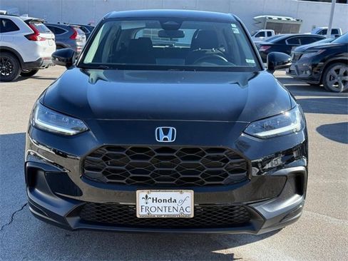 Used 2025 Honda HR-V LX image 9