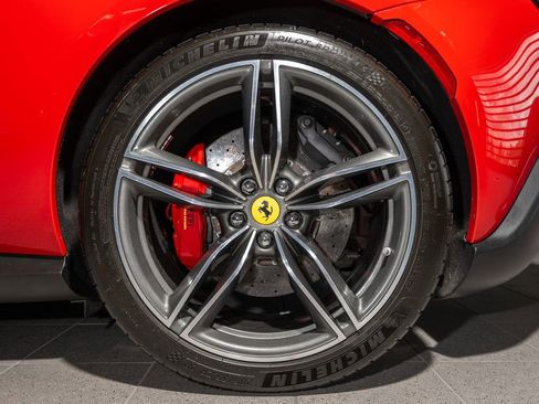 Certified 2024 Ferrari Roma Spider RWD image 37