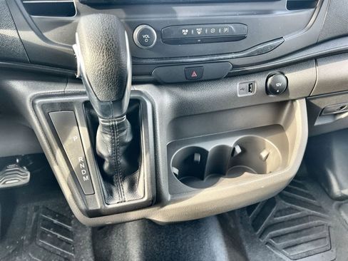 New 2026 Ford Transit 250 148 Medium Roof w/ Load Area Protection Package RWD image 21
