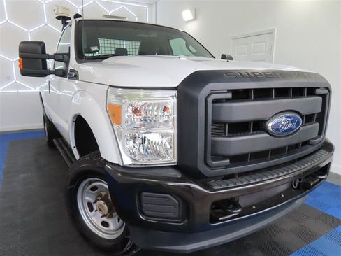 Used 2016 Ford F250 XL w/ Power Equipment Group AWD/4WD image 2