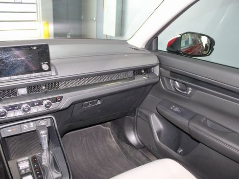 Used 2025 Honda CR-V EX image 24