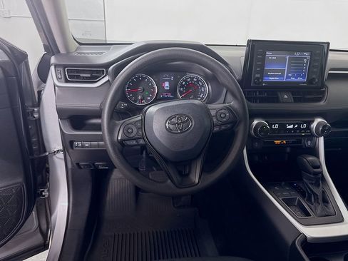 Certified 2021 Toyota RAV4 XLE w/ Convenience Package FWD image 20