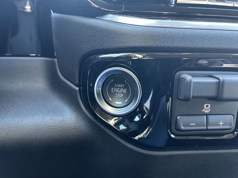 New 2026 GMC Sierra 1500 SLE w/ X31 Off-Road Package image 19