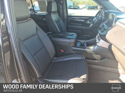 Used 2022 GMC Yukon SLT w/ SLT Premium Package image 36