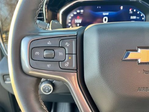 Used 2024 Chevrolet Silverado 1500 High Country w/ High Country Premium Package AWD/4WD image 33