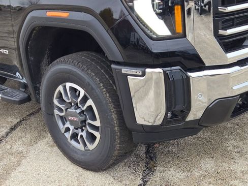 New 2026 GMC Sierra 3500 SLT w/ SLT Premium Package image 3