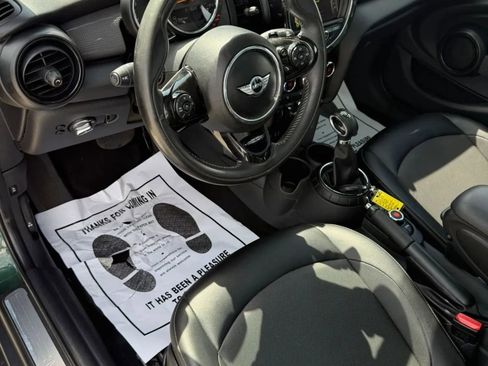 Used 2016 MINI Cooper 4-Door Hardtop FWD image 13