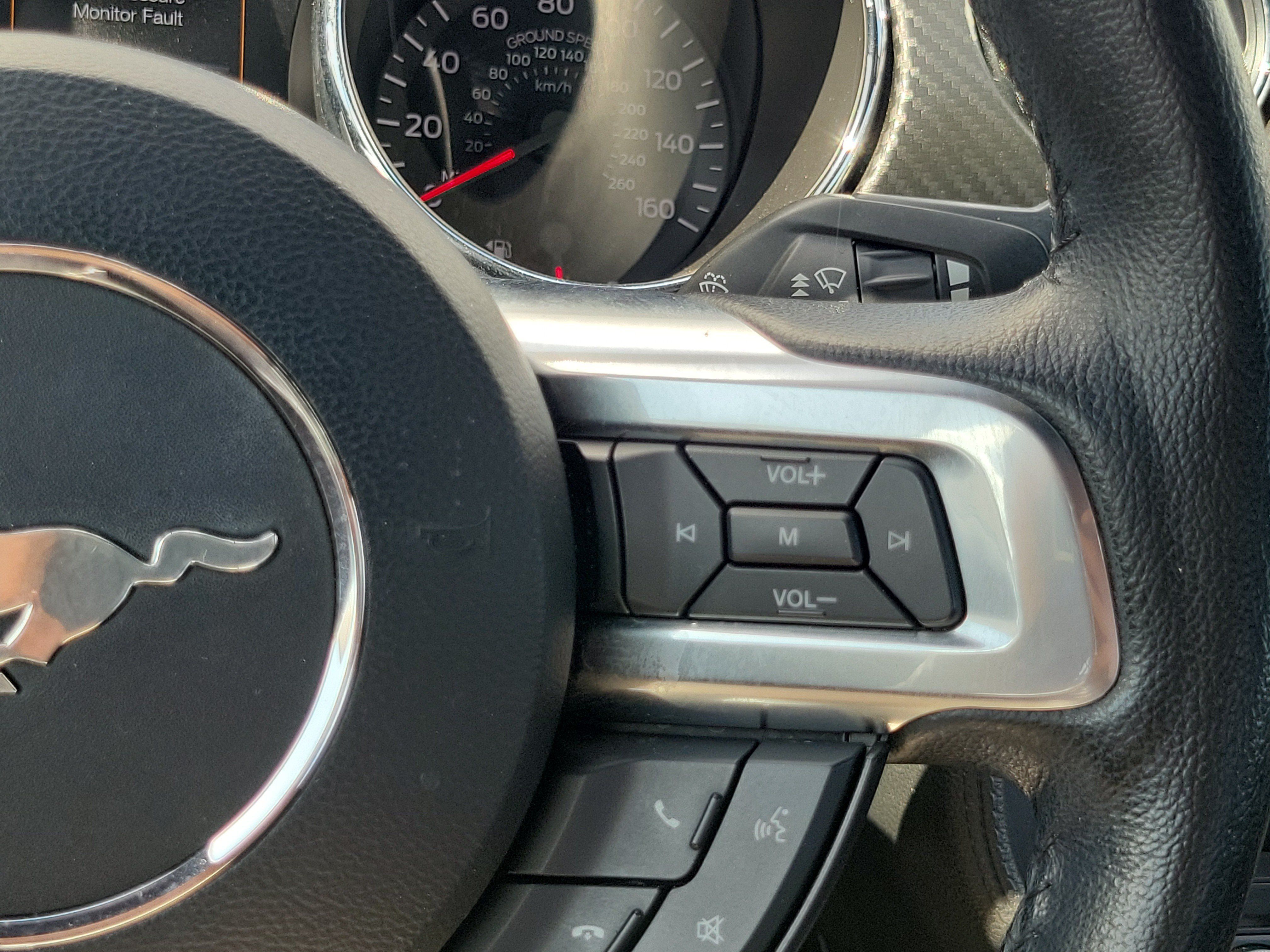 Used 2016 Ford Mustang Coupe RWD image 21