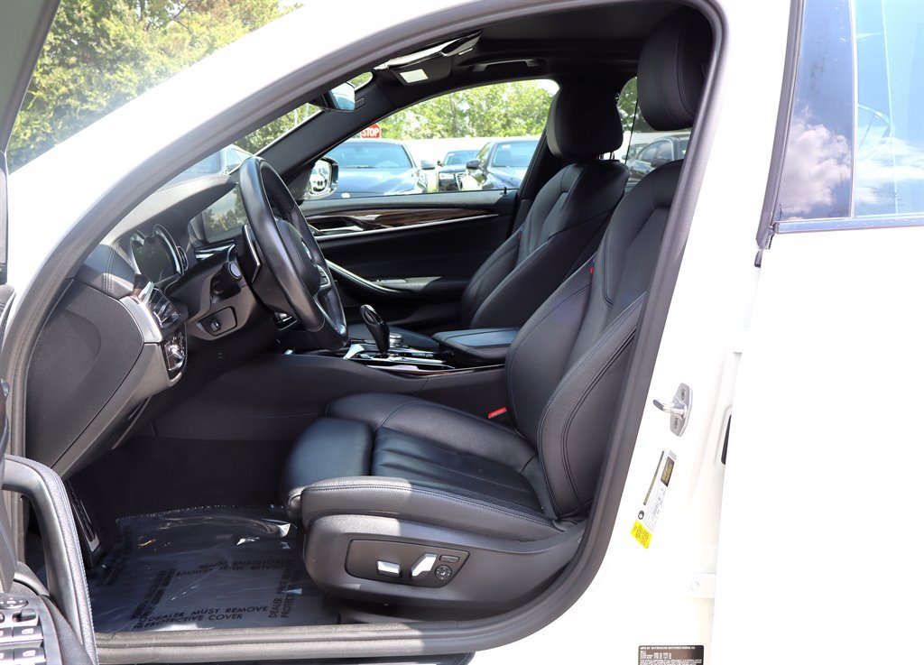 Used 2018 BMW 540i RWD image 21
