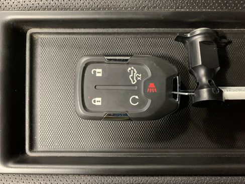 Used 2021 GMC Sierra 1500 AT4 w/ AT4 Preferred Package image 32