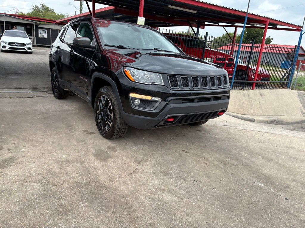 Used 2020 Jeep Compass Trailhawk AWD/4WD image 1