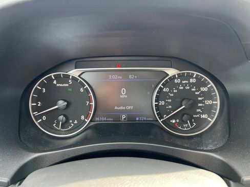 Used 2025 Nissan Altima 2.5 SV FWD image 27