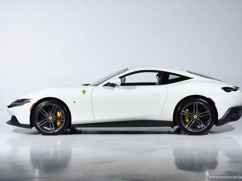 Used 2024 Ferrari Roma image 7