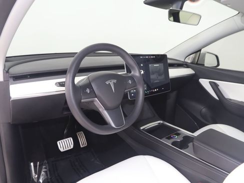 Used 2022 Tesla Model Y Performance AWD/4WD image 25