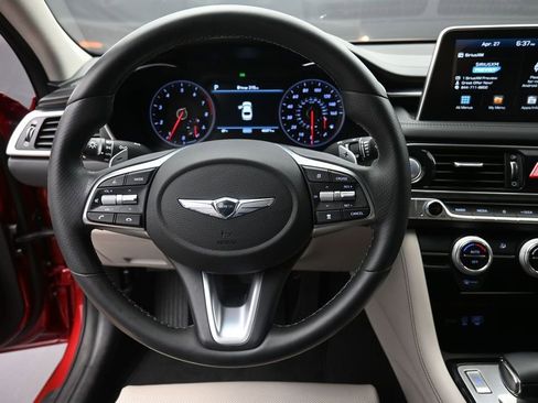Used 2020 Genesis G70 2.0T RWD image 7
