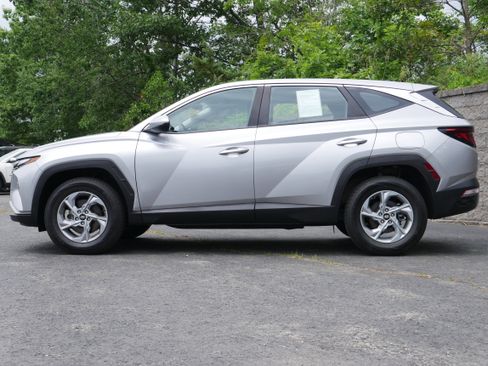 Used 2023 Hyundai Tucson SE AWD/4WD image 3