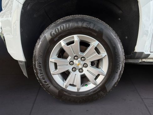 Used 2022 Chevrolet Colorado LT w/ Fleet Safety Package RWD image 9