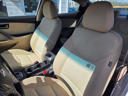 Used 2013 Hyundai Elantra GLS w/ Preferred Pkg FWD image 11
