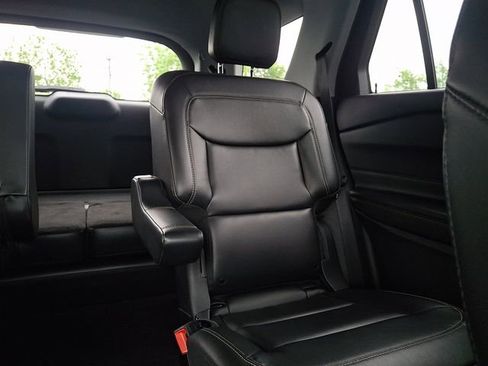 Certified 2023 Ford Explorer XLT w/ Equipment Group 202A AWD/4WD image 23