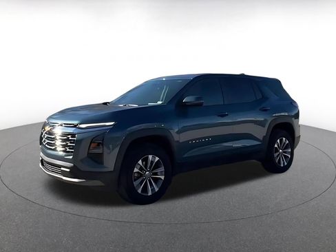 Used 2025 Chevrolet Equinox LT image 7