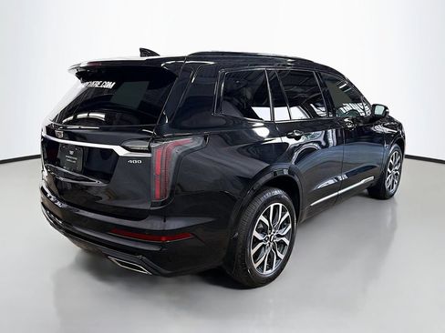 Certified 2024 Cadillac XT6 Sport w/ Technology Package AWD/4WD image 9