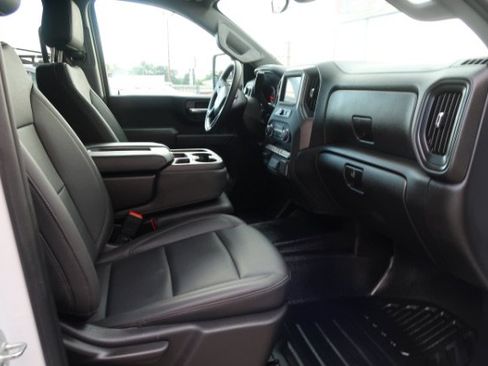 Used 2025 Chevrolet Silverado 3500 W/T w/ WT Convenience Package AWD/4WD image 7