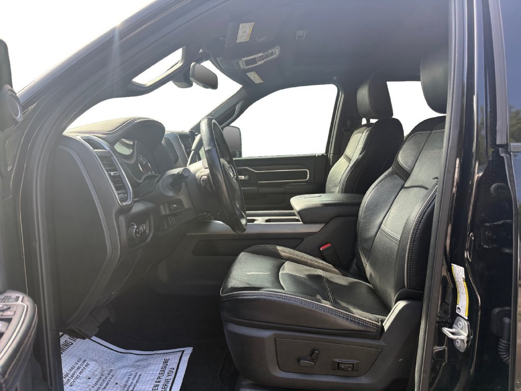 Used 2024 RAM 3500 Laramie w/ Night Edition AWD/4WD image 9
