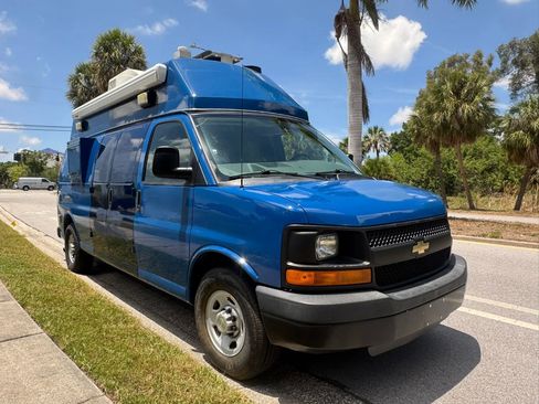 Used 2013 Chevrolet Express 3500 Extended w/ Power Package RWD image 4