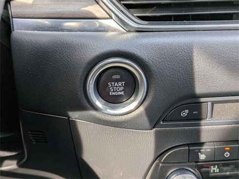 Used 2023 MAZDA CX-5 Signature image 15