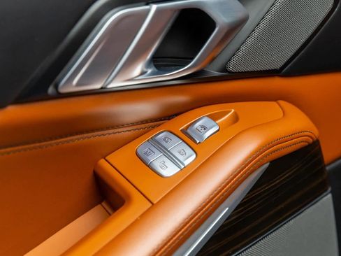 Used 2023 BMW X7 xDrive40i w/ Executive Package image 46