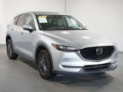 Used 2020 MAZDA CX-5 Touring image 3