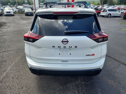 New 2026 Nissan Rogue SV image 7