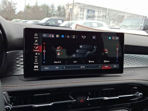 New 2025 Alfa Romeo Tonale image 13